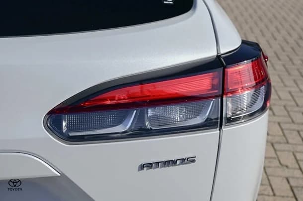 2023 Toyota Corolla Cross Atmos image 13