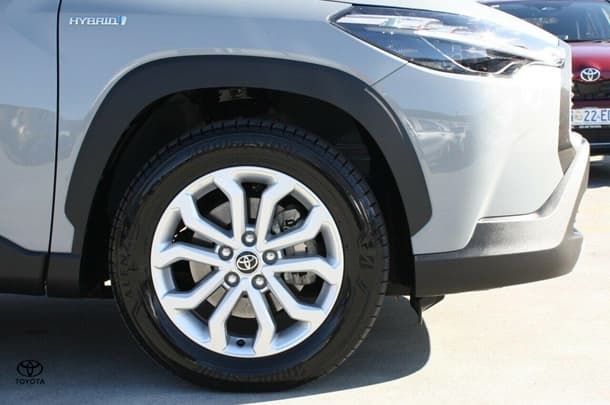 2022 Toyota Corolla Cross Hybrid GXL image 10