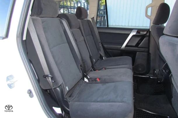 2020 Toyota Prado GXL image 21