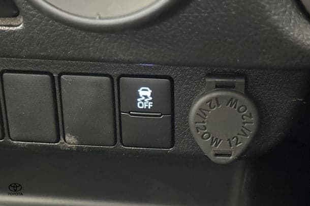 2024 Toyota Hilux Workmate image 36