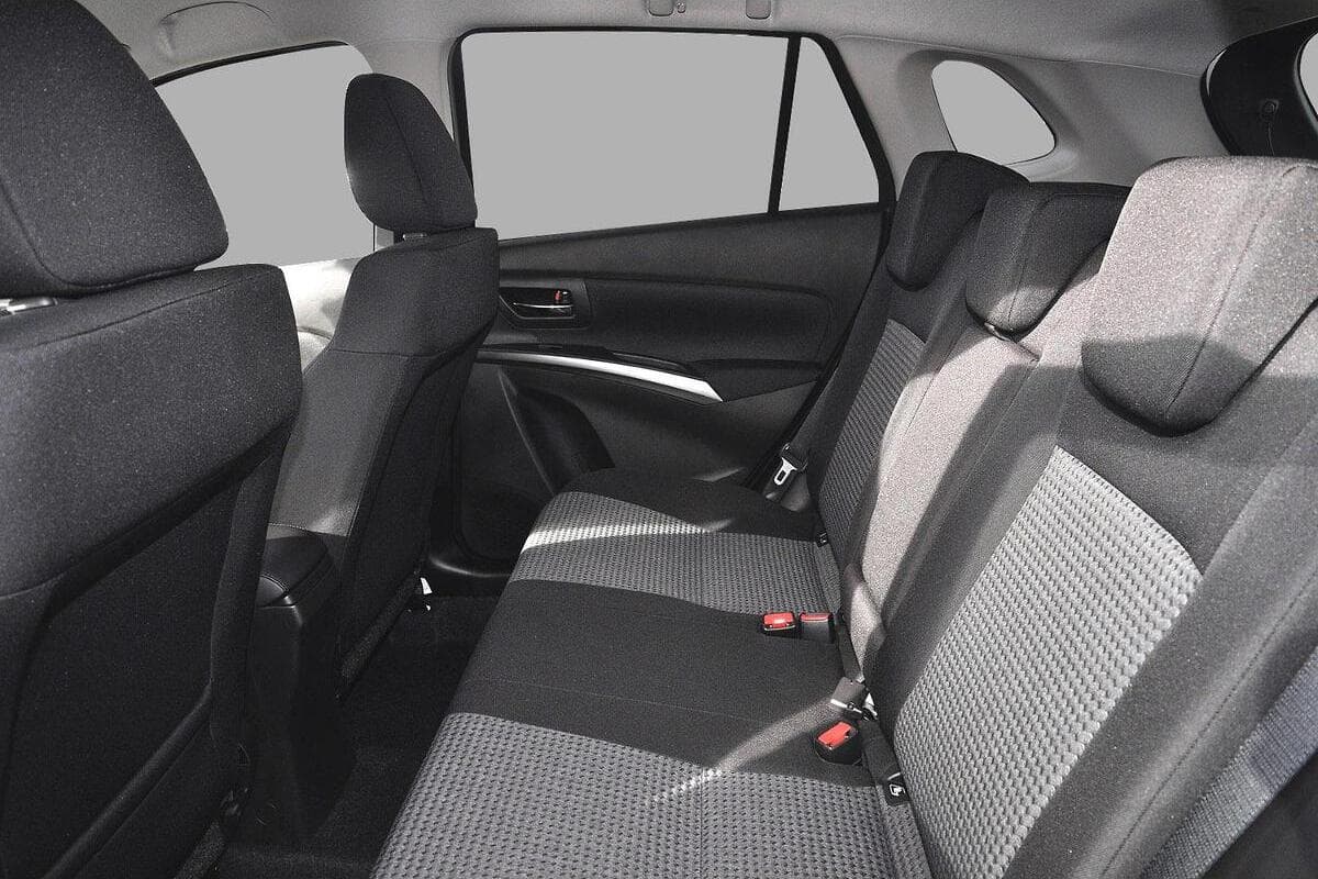 2024 Suzuki S-Cross Auto image 7