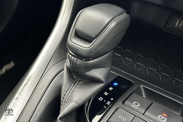 2023 Toyota Rav4 Hybrid GX-2WD image 26