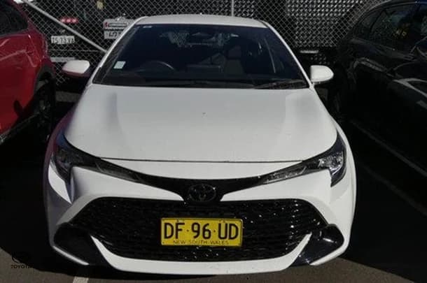 2022 Toyota Corolla Ascent Sport image 2