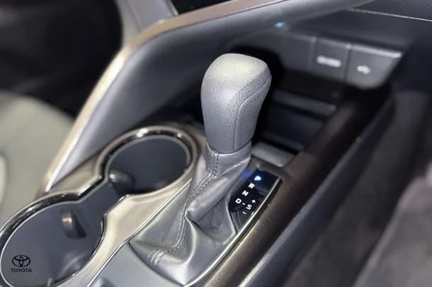 2021 Toyota Camry Ascent image 23