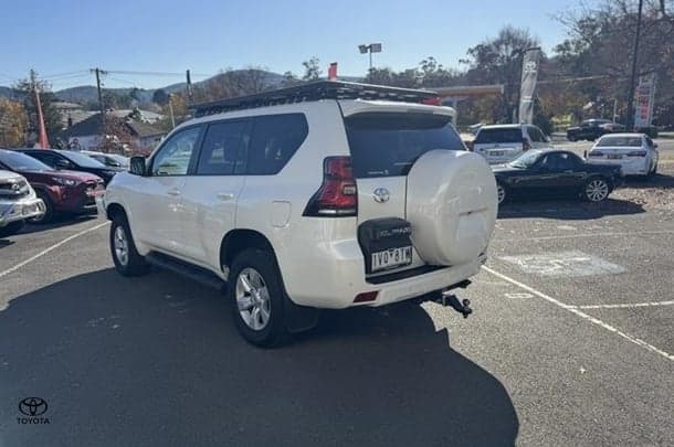 2022 Toyota Prado GXL image 5