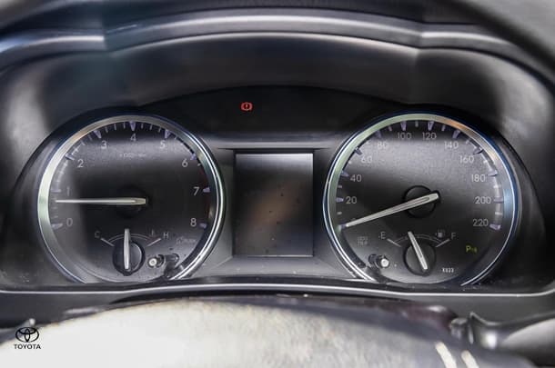 2015 Toyota KLUGER 4x2 GX image 18