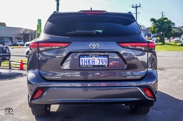 2021 Toyota Kluger Grande image 5
