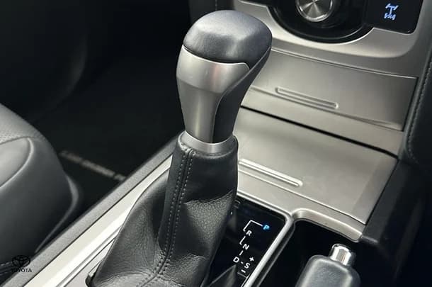 2022 Toyota Prado Kakadu image 29