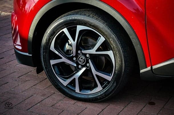 2017 Toyota C-HR L3 image 5