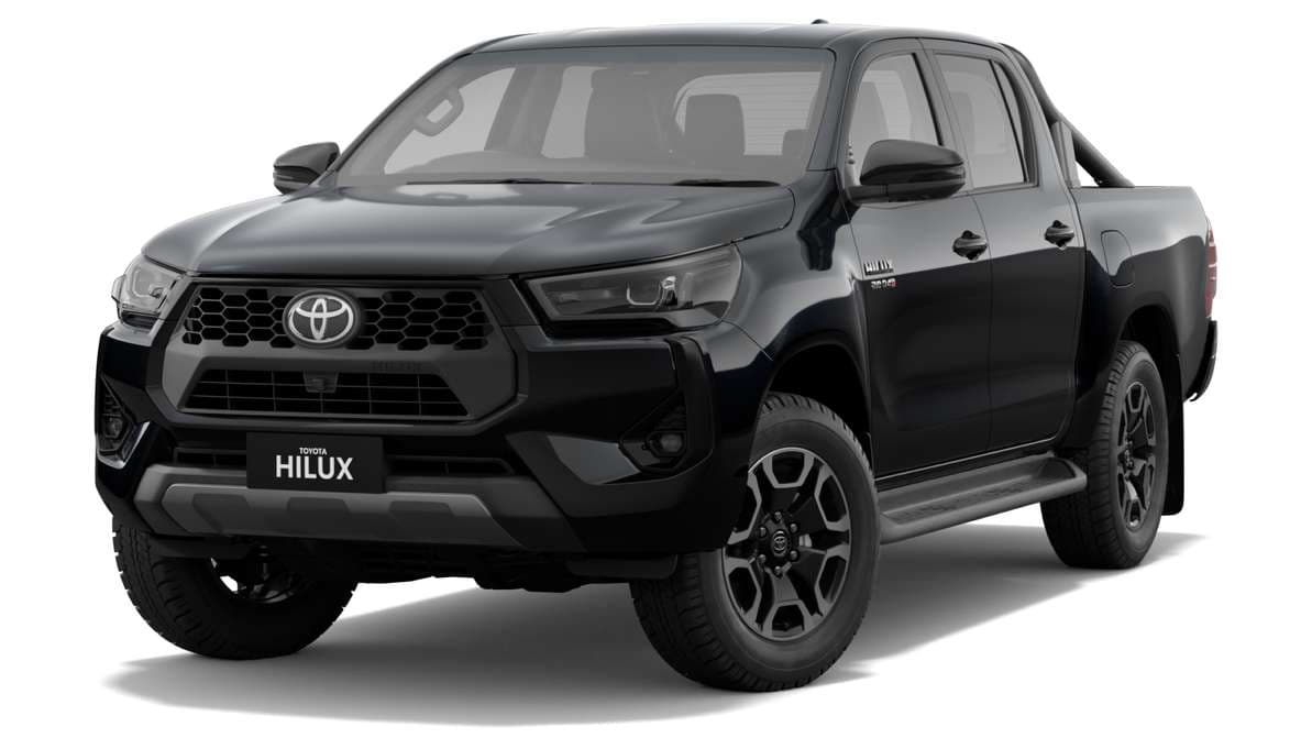 2025 Toyota Hilux 4x4 SR5 Double-Cab Pick-Up Premium Interior image 4