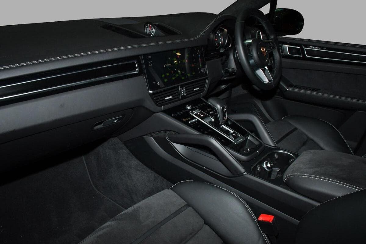 2024 Porsche Cayenne GTS 9YA II Auto 4x4 MY25 image 7