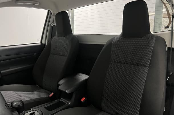 2024 Toyota Hilux Workmate image 16