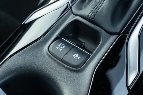 2024 TOYOTA Corolla Hatch Hybrid ZR image 18