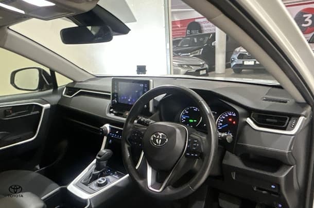 2021 Toyota Rav4 Hybrid GX AWD image 16