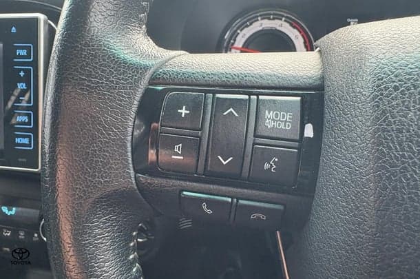 2018 Toyota HILUX Rugged X image 26