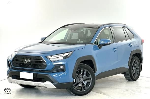 2022 Toyota RAV4 Edge AWD image 2