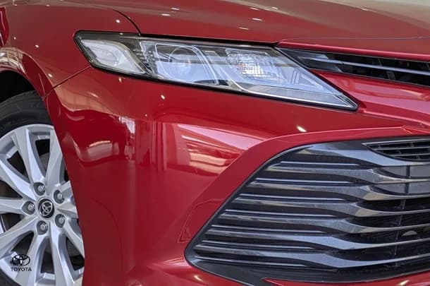 2019 Toyota Camry Ascent image 2