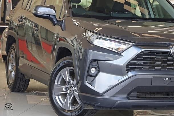 2022 Toyota RAV4 GX-2WD image 5