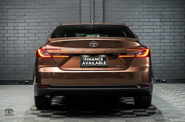 2025 Toyota Camry Hybrid Ascent Sport image 9