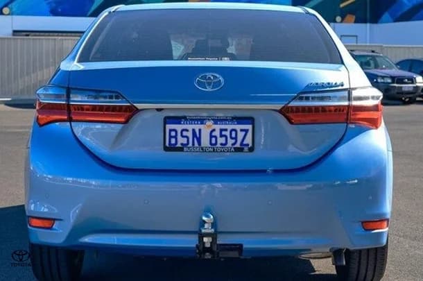 2016 Toyota Corolla Sedan SX image 5