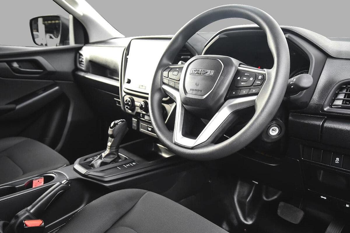 2025 Isuzu D-MAX SX Auto 4x4 MY24 image 6