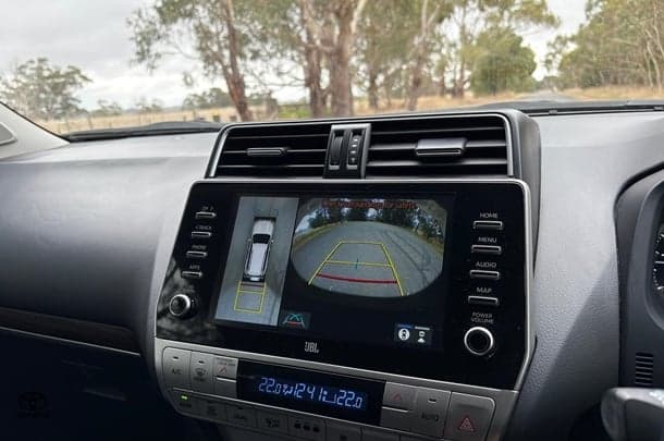 2021 Toyota Prado VX image 22