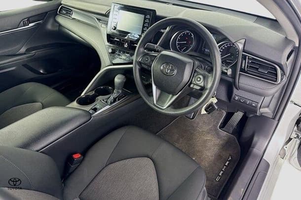 2023 Toyota Camry Ascent image 19