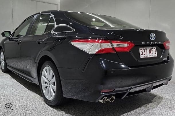2020 Toyota Camry Hybrid Ascent Sport image 4