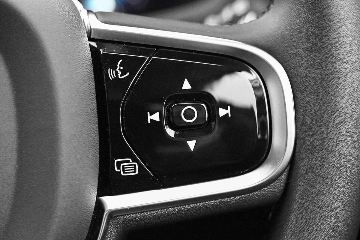 2024 Volvo V60 Cross Country Ultra B5 Bright Auto AWD MY25 image 12