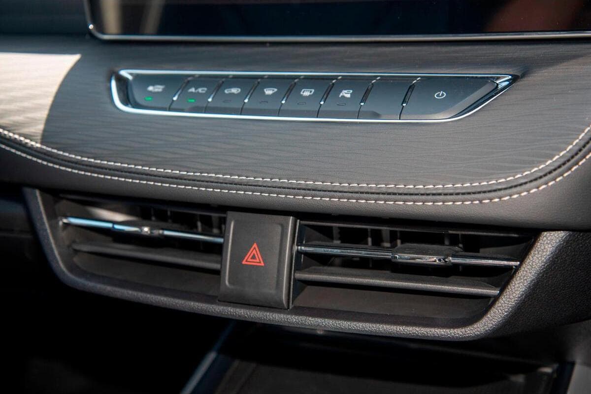 2024 GWM Haval Jolion Lux Hybrid Auto image 13