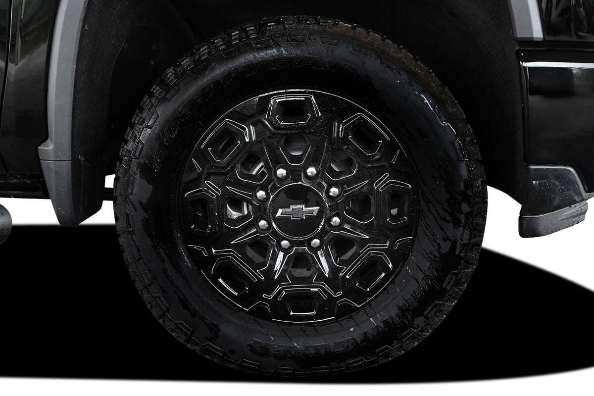 2024 Chevrolet Silverado HD LTZ Premium W/Tech Pack Auto 4x4 MY24 image 17