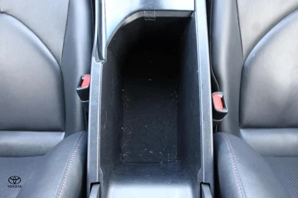 2019 Toyota Camry Hybrid SL image 20