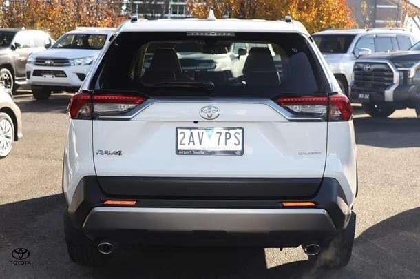 2024 Toyota RAV4 Cruiser 2WD image 12