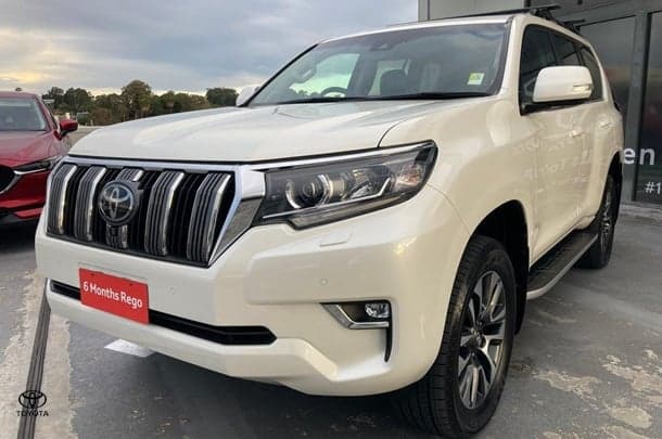 2021 Toyota Prado VX image 5