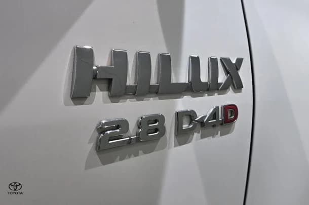 2021 Toyota Hilux SR image 9