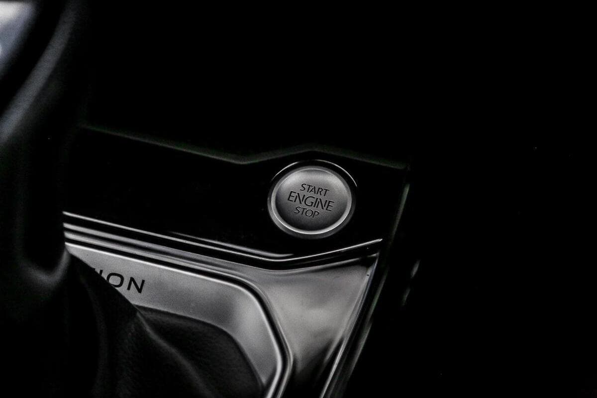 2024 Volkswagen T-Roc 140TSI R-Line D11 Auto 4MOTION MY24 image 17