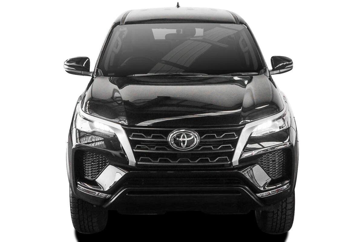 2025 Toyota Fortuner GX Auto 4x4 image 2