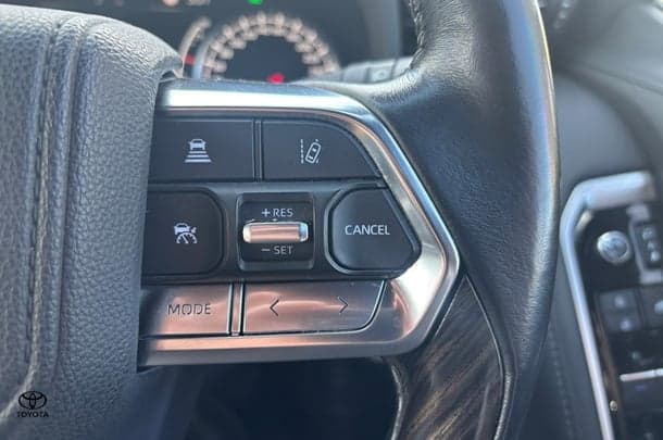 2022 Toyota Landcruiser Sahara image 14