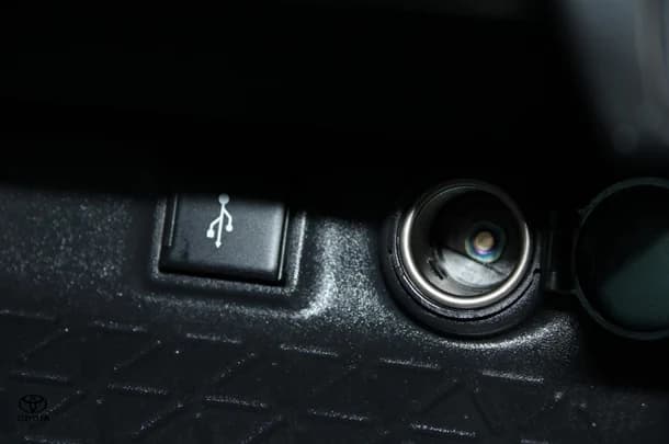 2020 Toyota RAV4 Hybrid GX-2WD image 38