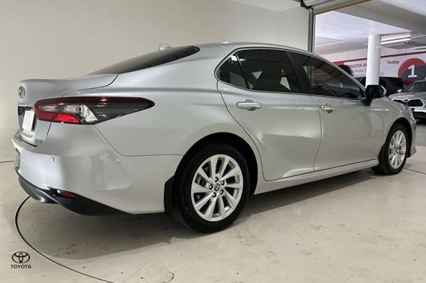 2023 Toyota Camry Hybrid Ascent image 8