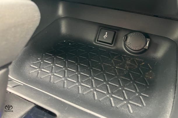 2020 Toyota Rav4 Hybrid GX AWD image 23