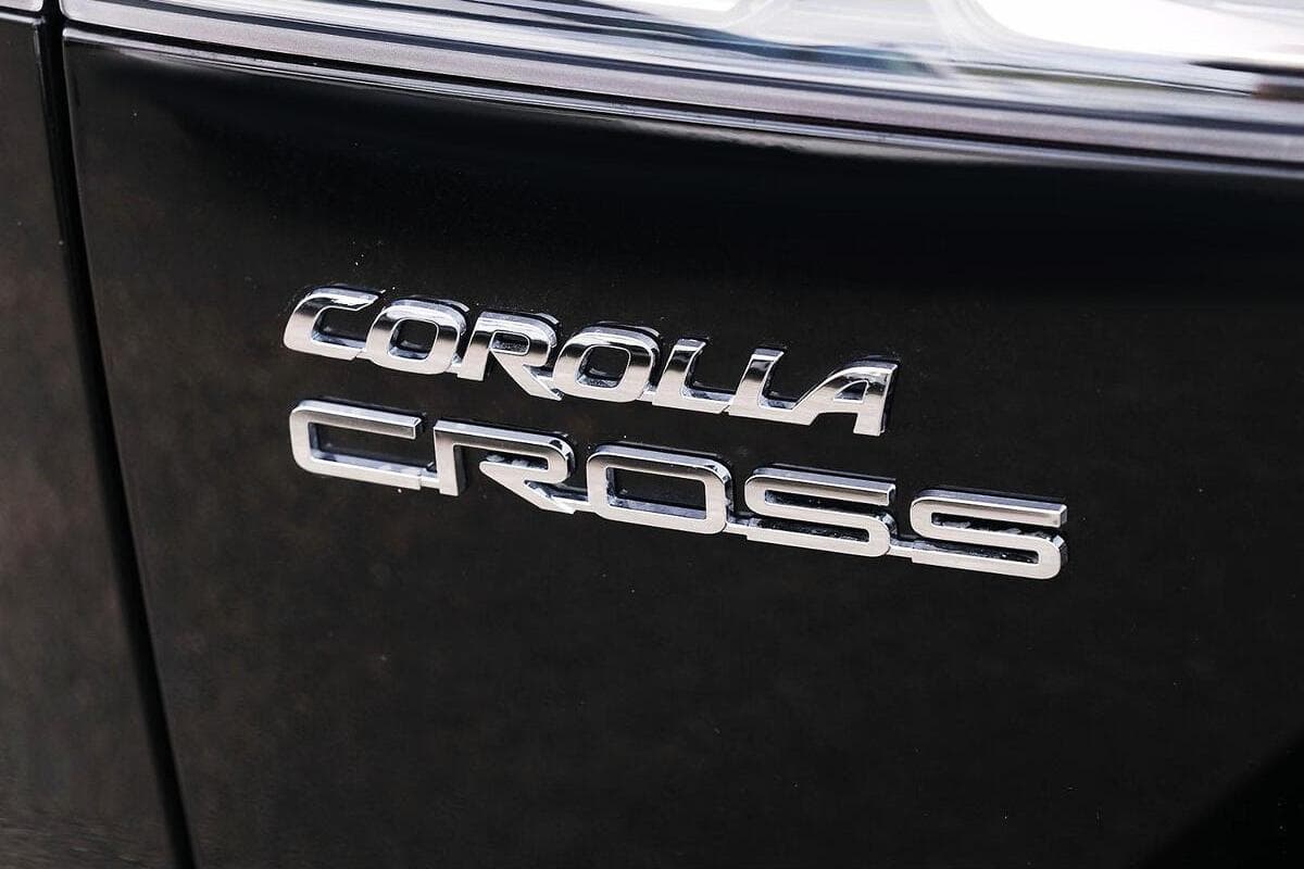 2024 Toyota Corolla Cross GXL Auto eFour image 12