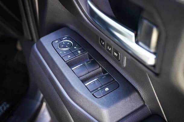 2024 Toyota Prado Kakadu image 16