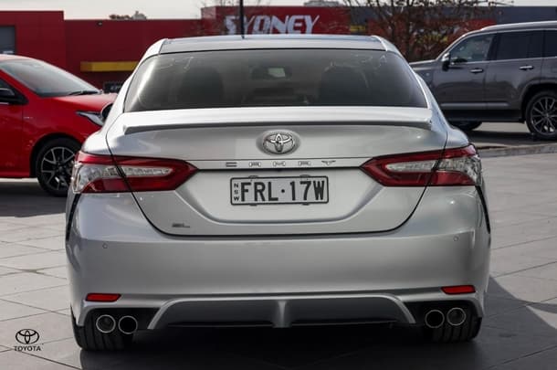 2018 Toyota CAMRY SL image 5