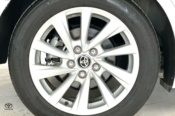 2023 Toyota Camry Hybrid Ascent image 11