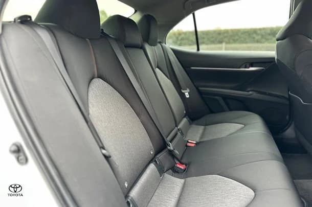 2018 Toyota Camry Hybrid Ascent Sport image 13