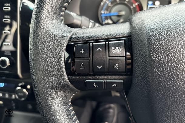 2020 Toyota HILUX Rogue image 22