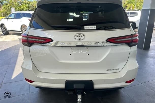 2021 Toyota Fortuner Crusade image 5