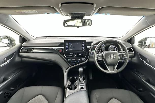 2023 Toyota Camry Hybrid Ascent image 2