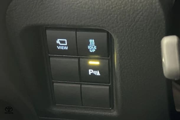 2022 Toyota Prado Kakadu image 34